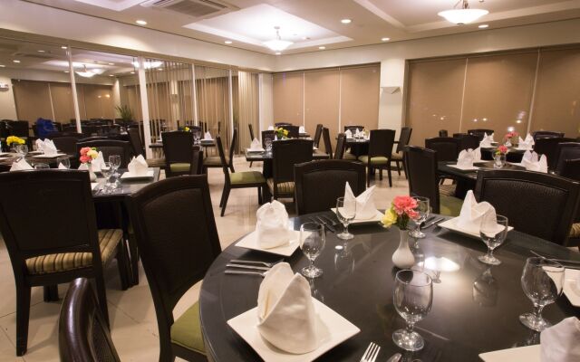 Canyon Cove Resort