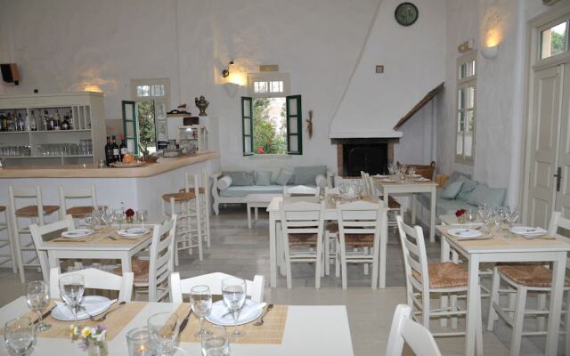 Anezina Hotel
