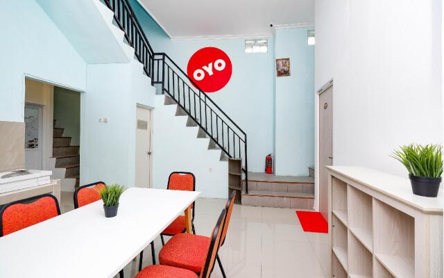 OYO 2782 Puspa Residence