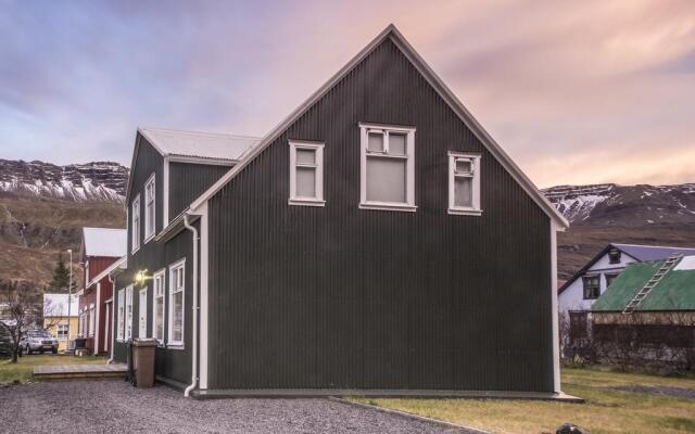 Dúlluhús - Apartments by Aldan