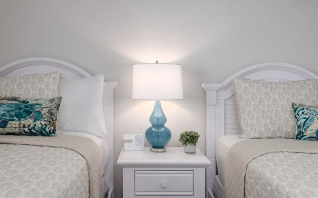 Pelicans Roost 305 2 Bedroom Condo