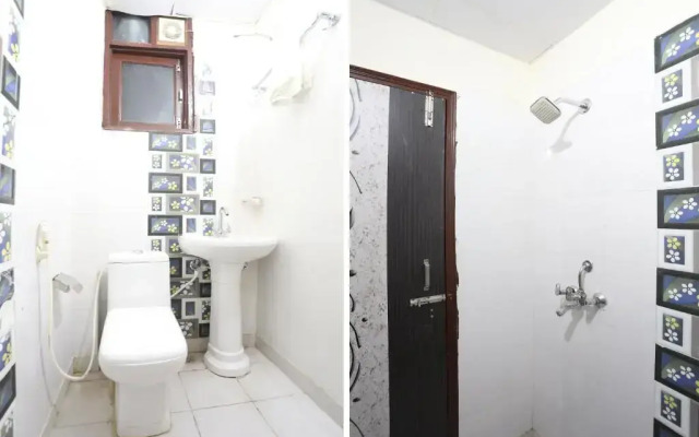 Harsh Residency by OYO Rooms