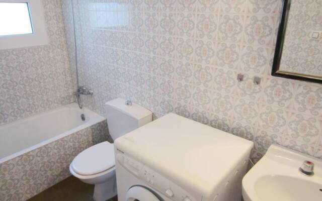 Apto Tranquilo cerca de la Playa - 1564