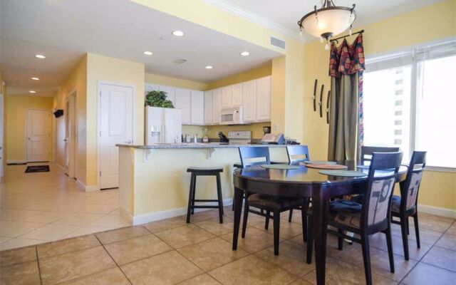 Grandview East Condominuims by Royal American Beach Getaways