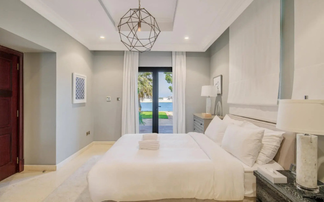 Prvt Pool Beach in Luxury Palm Jumeirah Villa - Villas_and_Bungalows in ดูไบ - Photo 3