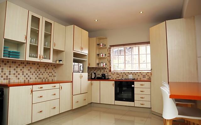 The Kindaspace: Homely Studio with Netflix & DStv