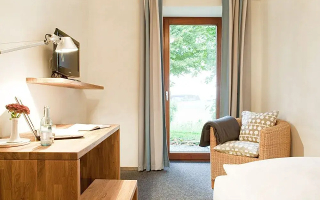 Hotel-Landgasthof KREUZ