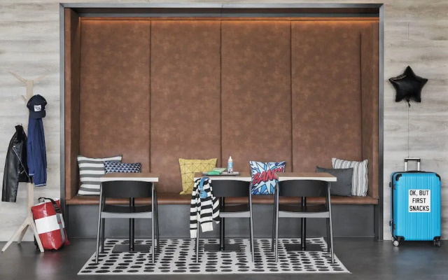 Moxy Bergen