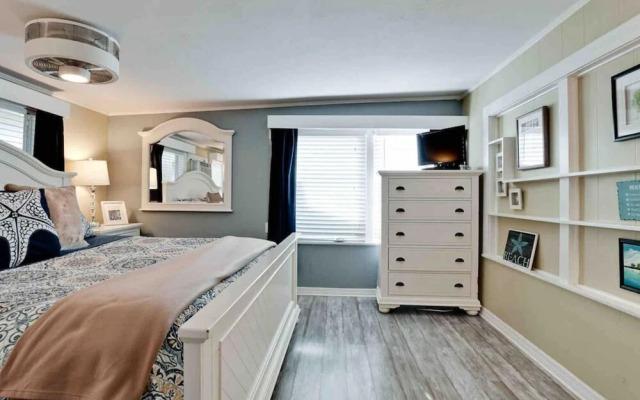 Great Shape After Idalia, Englewood