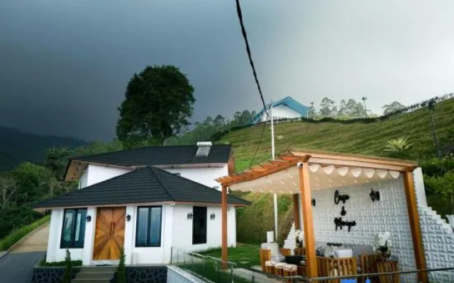 Casa de Monique Glamping Resort – Outside – Cipanas