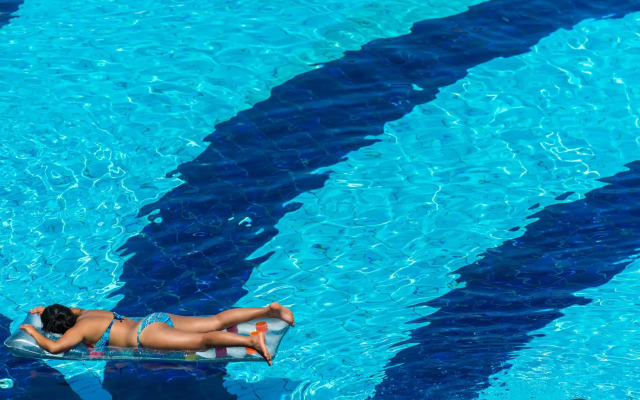 Grand Hotel Holiday Resort