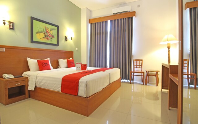 Reddoorz Premium near Sleman City Hall