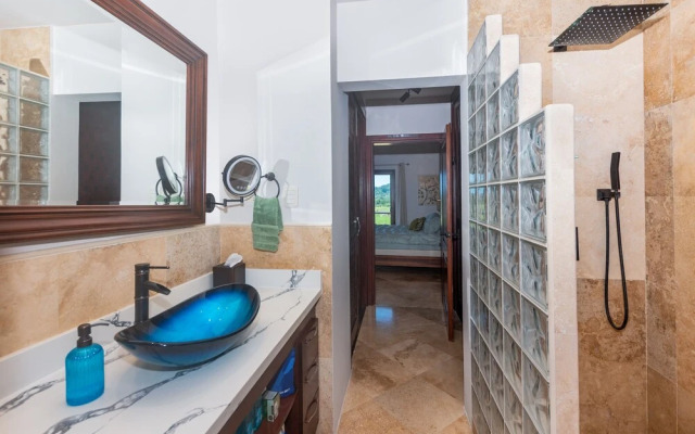 Pristine Bay 1005- Villa Loce 4 Bedroom Home