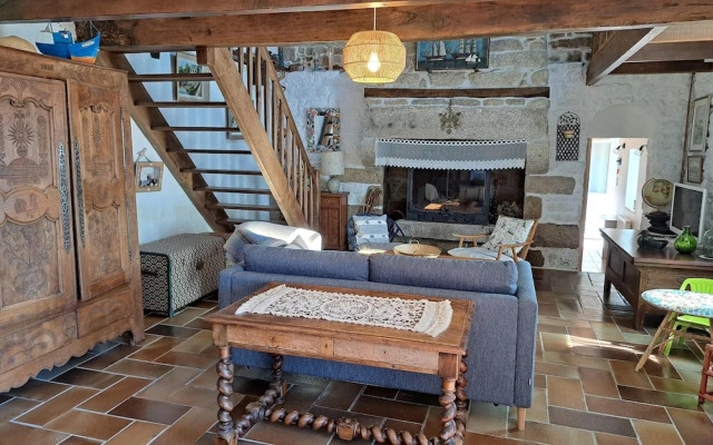 Stone House by Beach in Pont-aven