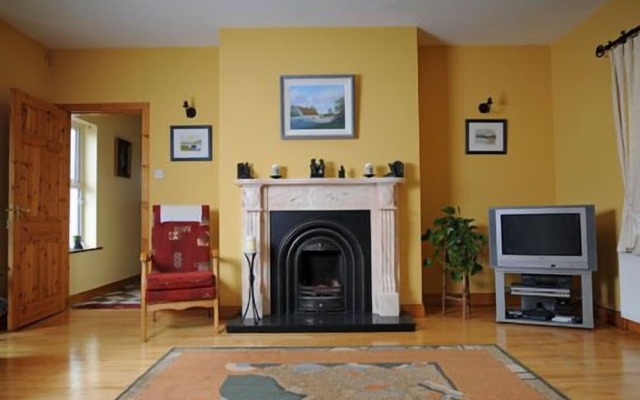 Whitethorn Lodge