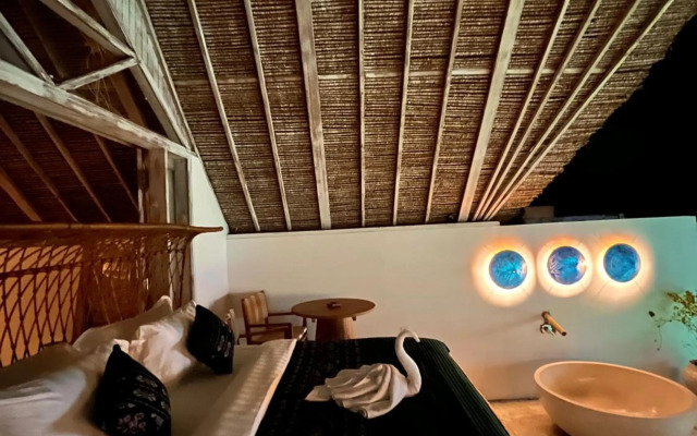 Woywoy Escape Samu (Adults Only)