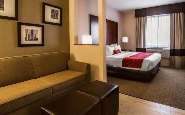 Comfort Suites Stafford Near Sugarland