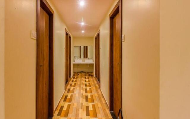 Hygeinic Airport Dormitory Near by BOM