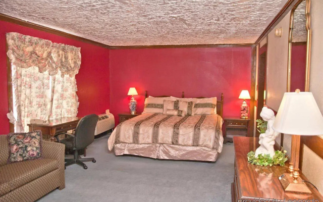 Victorian Inn & Suites