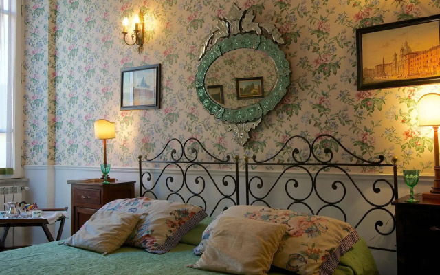 Guest House Arco dei Tolomei
