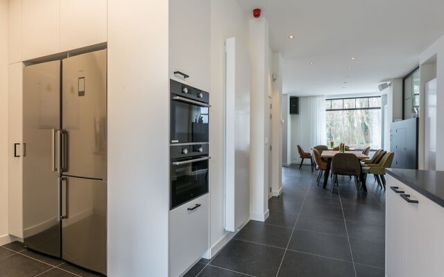 Upscale Mansion In Kluisbergen With Sauna And Terrace
