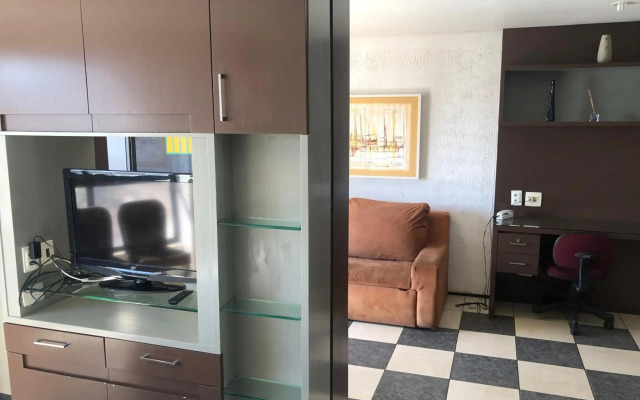 Iate Plaza Hotel