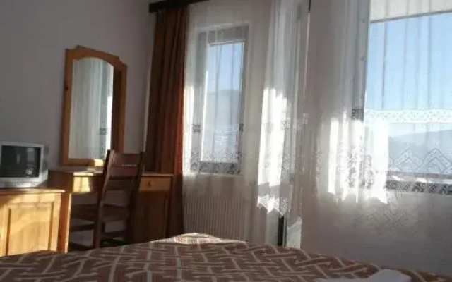 Family Hotel Smolena