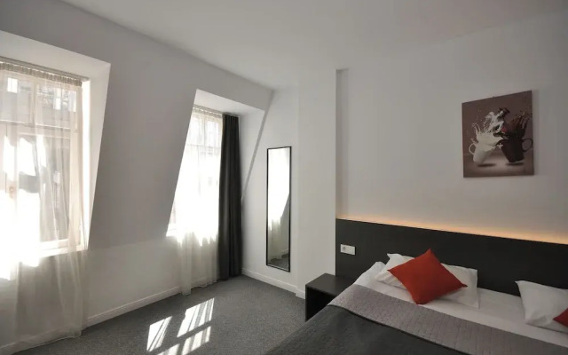 Meidan INN