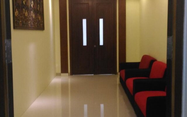 Red Chilies Hotel