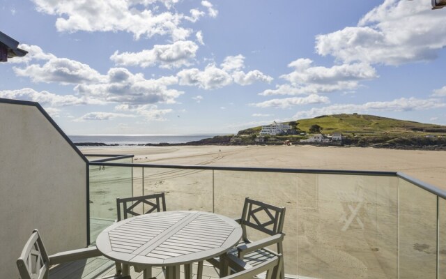 24 Burgh Island Causeway