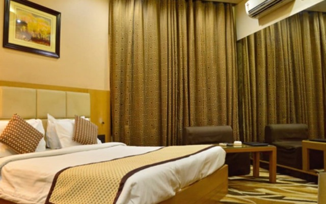 Hotel Surya Executive
