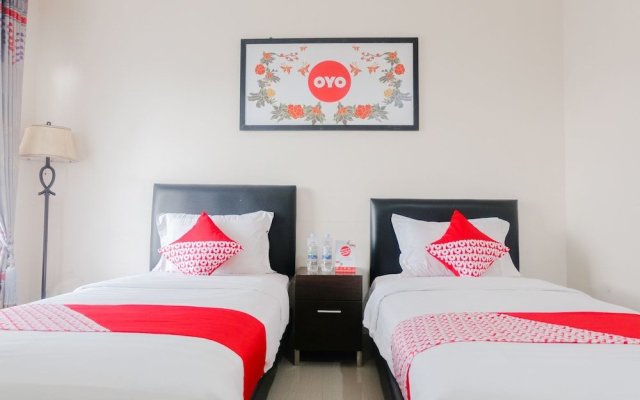 OYO 696 Hasanah Guest House Syariah De Saphire