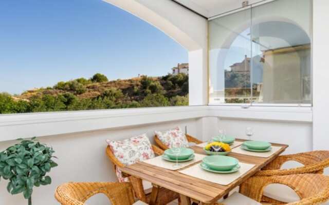 Apartment - 1 Bedroom with Pool and WiFi - 107888