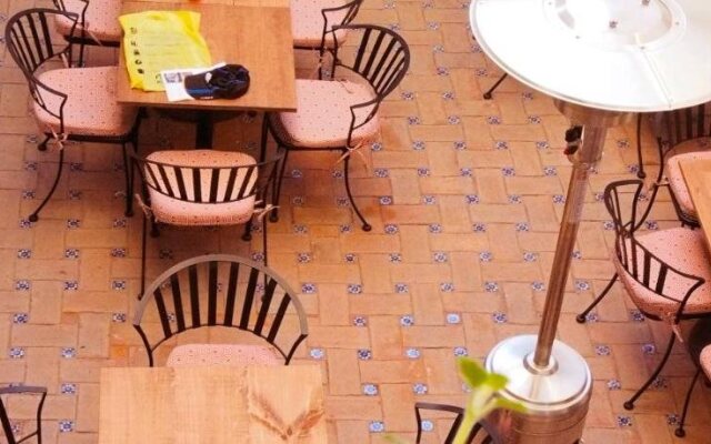 Blue Bicycle House - Hostel
