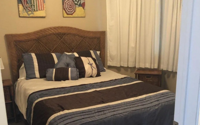 Seascape 1107 - 2 Br Condo