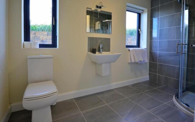Property 260 Moyard