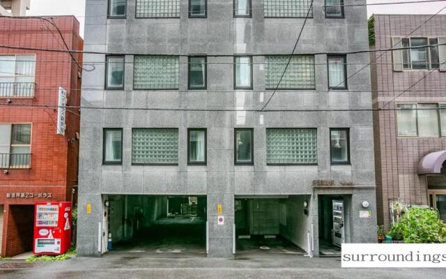 Aparthotel Status59 with Parking
