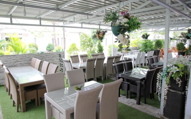 Oyo 1265 Zamrud Hotel