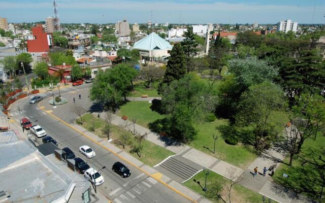 Plaza Suites Campana
