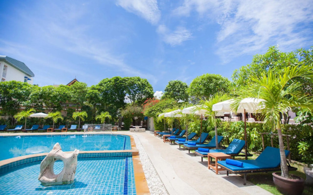 Chalong Beach Hotel Phuket