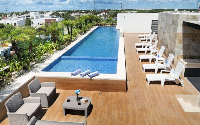 Opal Apt. 303 Amazing Space and Great Rooftop Pool, Best Door ma