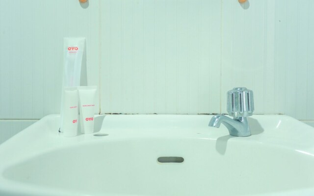 OYO 2073 Grand Inn Hotel Lombok