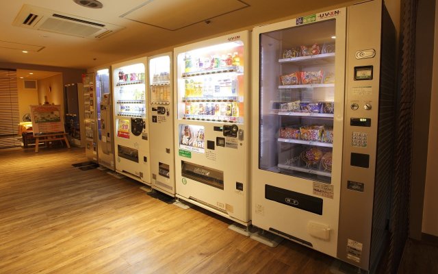 Shinjuku Kuyakusho-mae Capsule Hotel