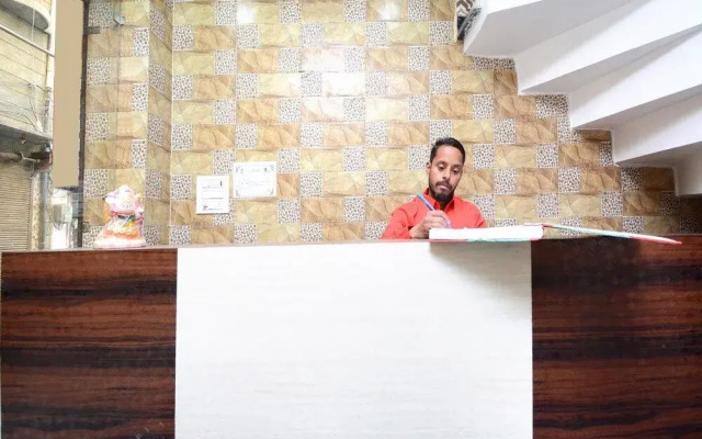 Oyo 29846 Abhayveer B And B