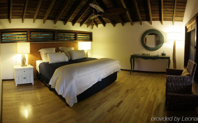 Paradise Bay Island Resort