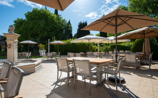 Hotel Novotel Aix en Provence Pont de l'Arc Fenouillères