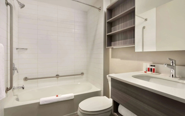 Microtel Inn & Suites By Wyndham Lloydminster