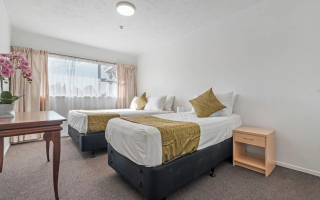 Airport Travel Air Motel