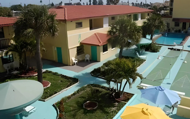 Shoreline Island Resort - Exclusively Adult