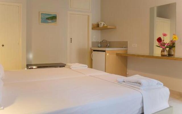 Kalypso Studios & Rooms